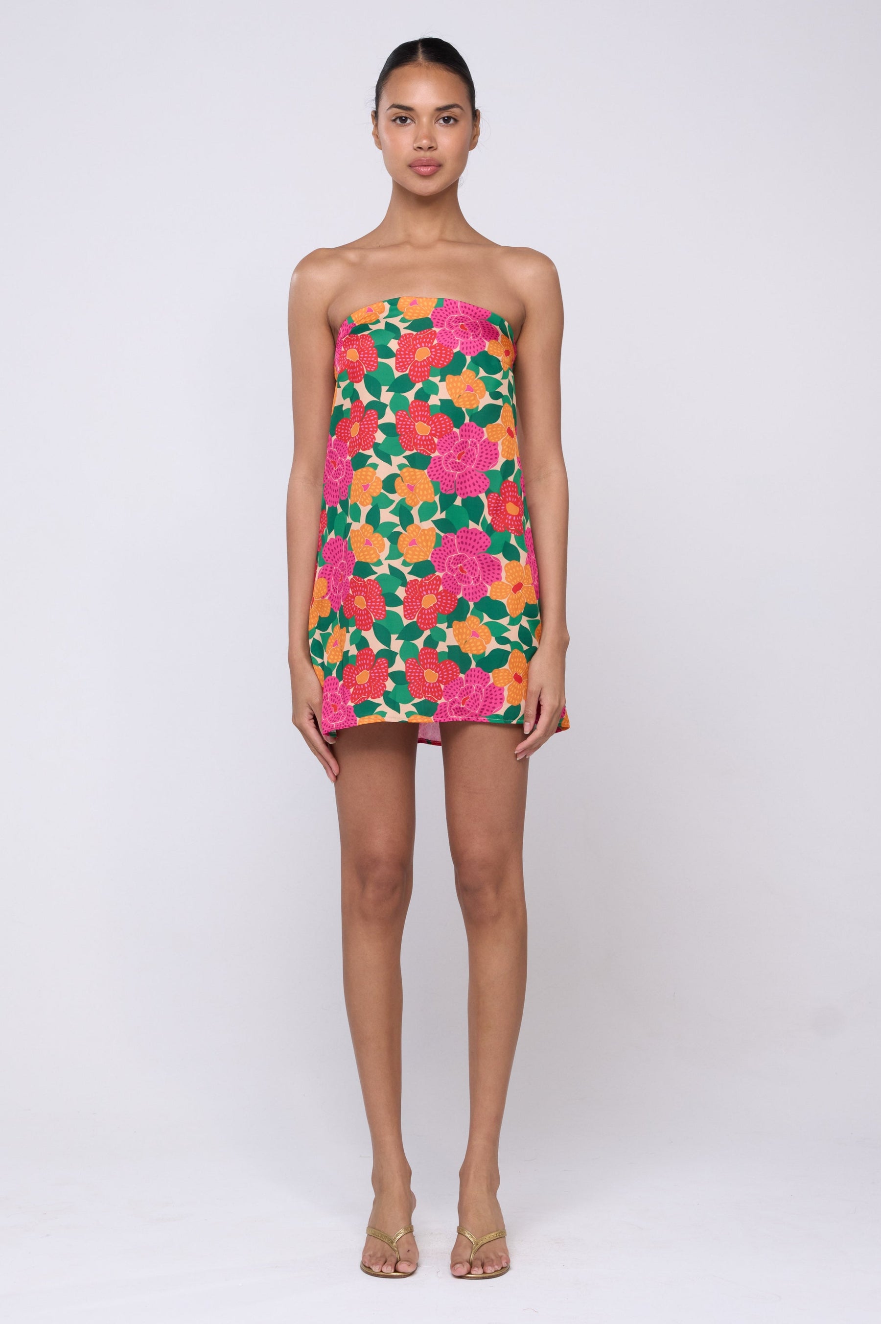 This is an image of Olive Dress in Cuba - Archive - RESA featuring a model wearing the dress